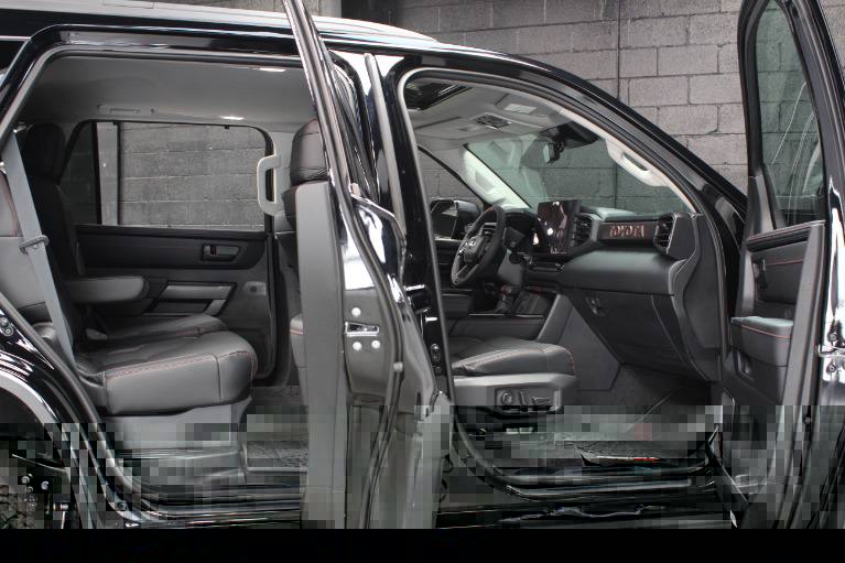 Toyota Sequoia