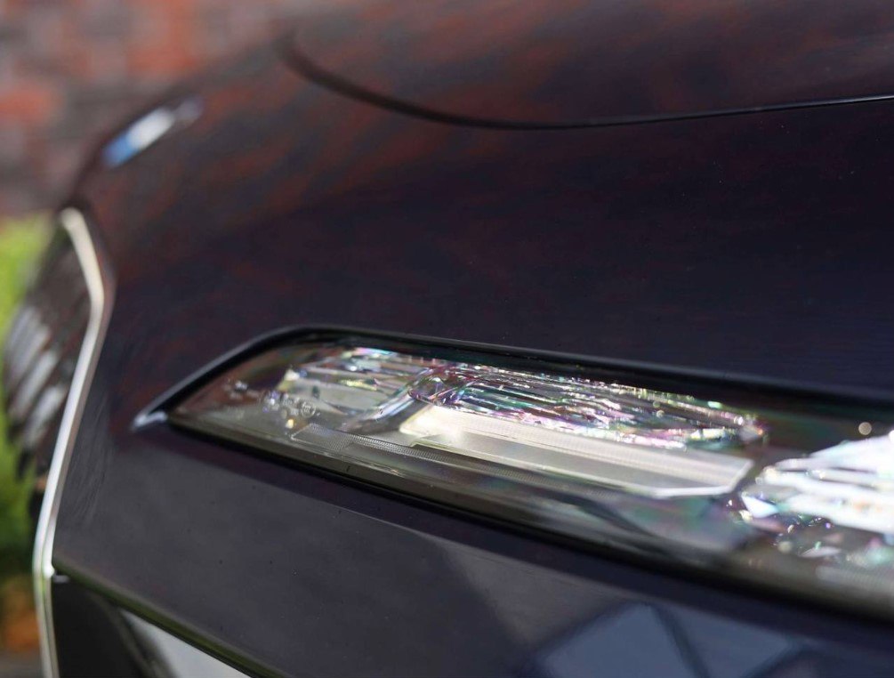 BMW 750