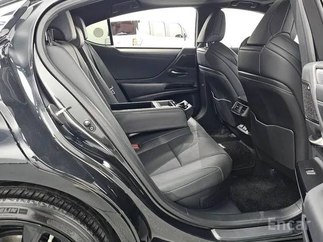 Lexus ES300