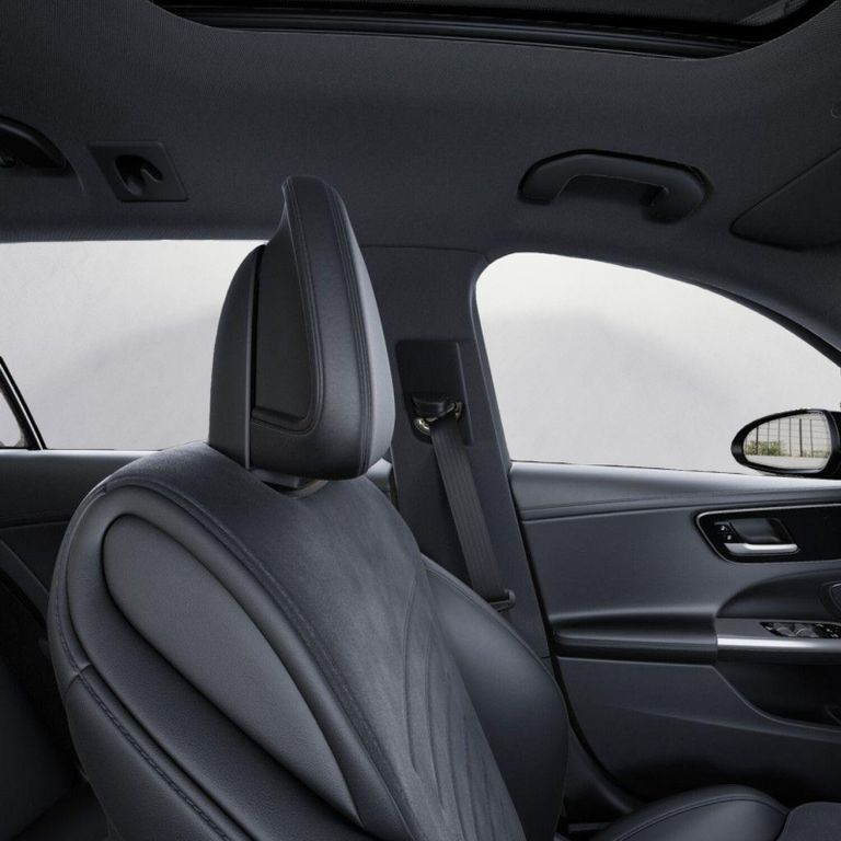 Mercedes-Benz C300 