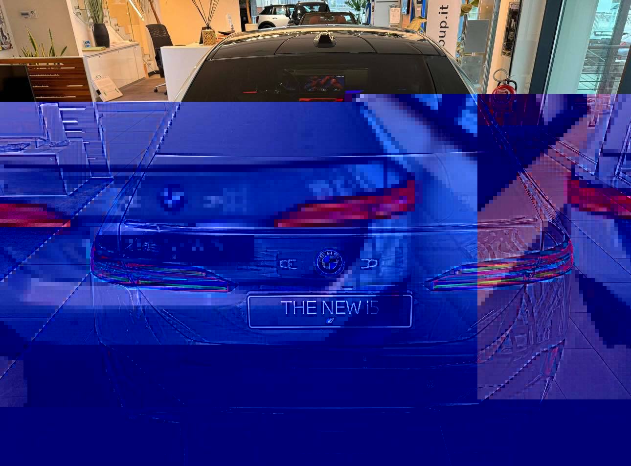BMW I5